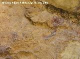 Pinturas rupestres de la Cueva del Engarbo I. Grupo II. Panel III. Mancha con extremidad con sus dedos