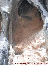 Abrigo Neandertal de la Serrezuela. Hornacina natural