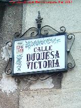 Calle Duquesa Victoria. Placa