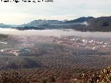 Aldea Cortijos Nuevos. Bajo la niebla desde el Cerro Cortijillo