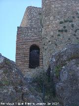 Portillo de las murallas exteriores del castillo. 