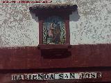 Hacienda San Jos. Hornacina de San Jos y azulejos con el nombre de la hacienda