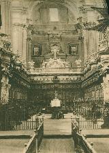 Catedral de Jaén. Órgano. Foto antigua. Se ven los tubos horizontales de ambos órganos