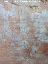 Pinturas rupestres de la Cueva de los Arcos I. Barra, antropomorfo y arcos