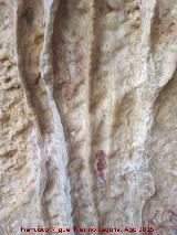 Pinturas rupestres del Abrigo de la Lancha IV. Barras y restos de pinturas rupestres centrales