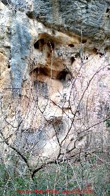 Cueva del Jabonero. Paredes del entorno de la cueva