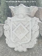 Monumento a los Marqueses de Linares. Escudo