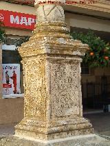 Cruz de Mendoza. Pedestal original