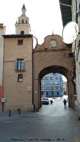 Puerta de Zaragoza. Extramuros