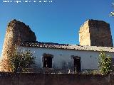 Castillo de la Aragonesa. Cortijada adosada
