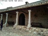 Ermita de Alarcos. Porche