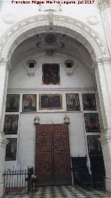 Catedral de Granada. Sagrario. Puerta que da al interior de la Catedral
