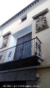 Casa de la Calle Gregorio Javier n 15. Balcn y escudos