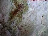 Pinturas rupestres de la Cueva del Fraile III. Ramiforme y restos