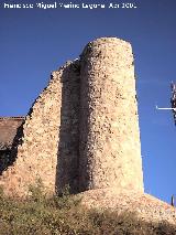 Castillo de Vilches. Torren esquinero circular