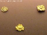 Oppidum de Giribaile. Plaquitas de oro ibéricas procedentes posiblemente de una diadema. Finales siglo VII a.C. Museo Provincial