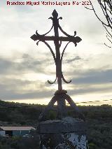 Cruz de Baeza. Cruz de hierro forjado