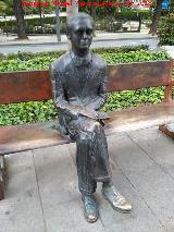 Federico Garca Lorca. Escultura en el Bulevar de la Avenida de la Constitucin - Granada