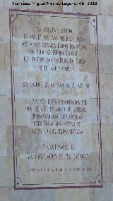Escuelas Mayores. Placa del IV centenario de la publicacin del Quijote. Fachada trasera