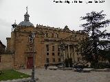 Palacio de Anaya. Iglesia y colegio