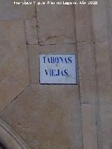 Calle Tahonas Viejas. Placa antigua