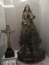 Museo de Art Nouveau y Art Dco. Cruz y Virgen del siglo XVIII
