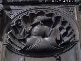 Catedral de Jaén. Coro. María borda el velo del templo. Venera