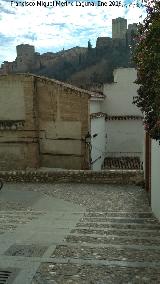 Calle Molinillo. Vista de la Alhambra