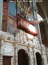 Catedral del Salvador. Trascoro. rgano