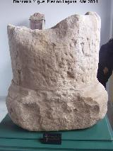 Ciudad iberorromana de Isturgi. Base de columna. Museo Arqueológico Profesor Sotomayor - Andújar