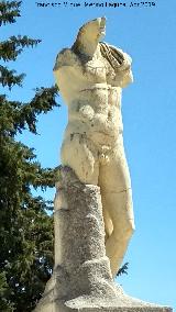 Itlica. Estatua de Trajano. Estatua