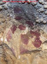 Pinturas rupestres de la Cueva de los Soles Abside V. Puntos