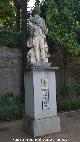 Carmen de los Mrtires. Estatua de Fernando VI