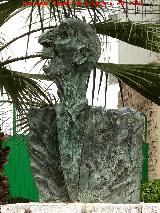 Monumento a Rafael Romero el Gallina. Escultura