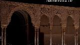 Alhambra. Patio de los Leones. Arcadas
