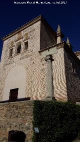 Alhambra. Iglesia de Santa Mara. En primer trmino la columna