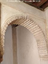 Palacio de Dar Al-Horra. Arco de yesera