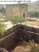 Castillo de Montefro. Aljibe grande del recinto superior y torren