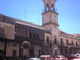 Plaza de La Mancha. Casino y Torre del Reloj