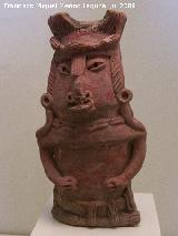 Museo de Arte Precolombino Felipe Orlando. Figura sentada. Cultura Remojadas. 400 a.C. - 200 d.C.