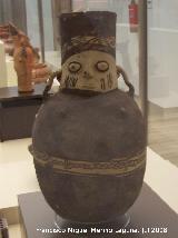 Museo de Arte Precolombino Felipe Orlando. Vasija. Cultura Chancay. 1000 - 1500 d.C.