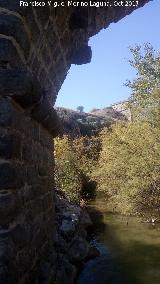 Puente medieval El Pontn. Ro