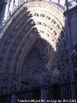 Catedral de Santa Mara. Puerta de los Leones