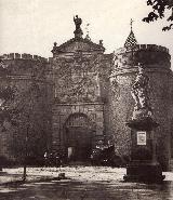 Puerta de Bisagra. Foto antigua