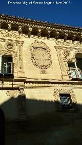 Ayuntamiento de Baeza. Escudo Imperial