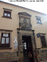 Colegio de Santiago de La Compañía de Jesús. Portada lateral