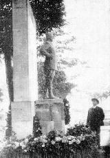 Monumento al Comandante Don Pablo Arredondo Acuña. Foto antigua