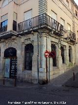 Casa de la Calle Martnez Molina n 33. Esquina