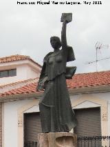Monumento a la Constitucin de 1978. Estatua