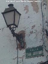 Calle San Antonio. Placa